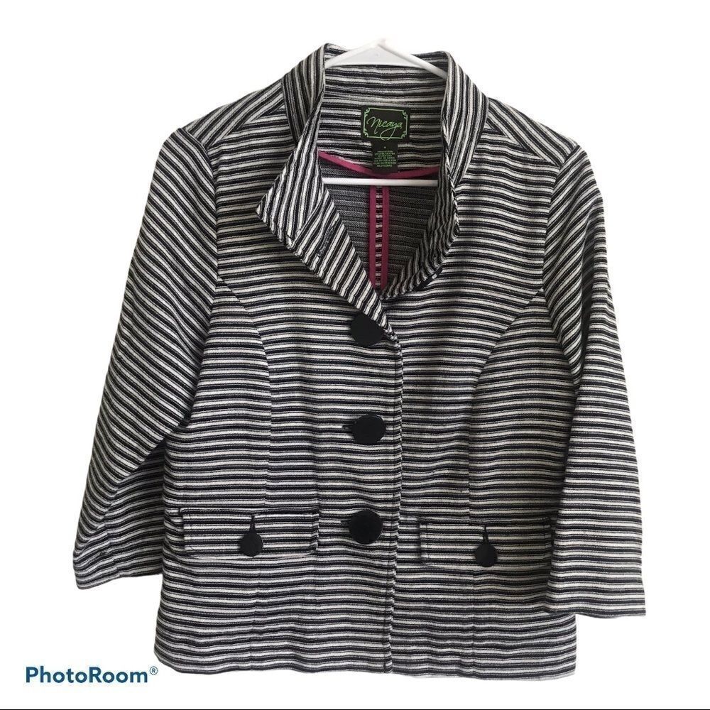 Nicaya Fitted Crop‎ Jacket Black and White Size 8